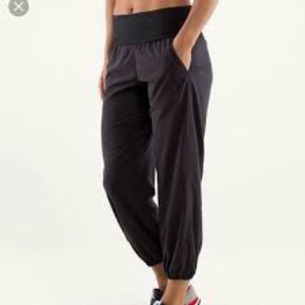LULULEMON charcoal OM pant